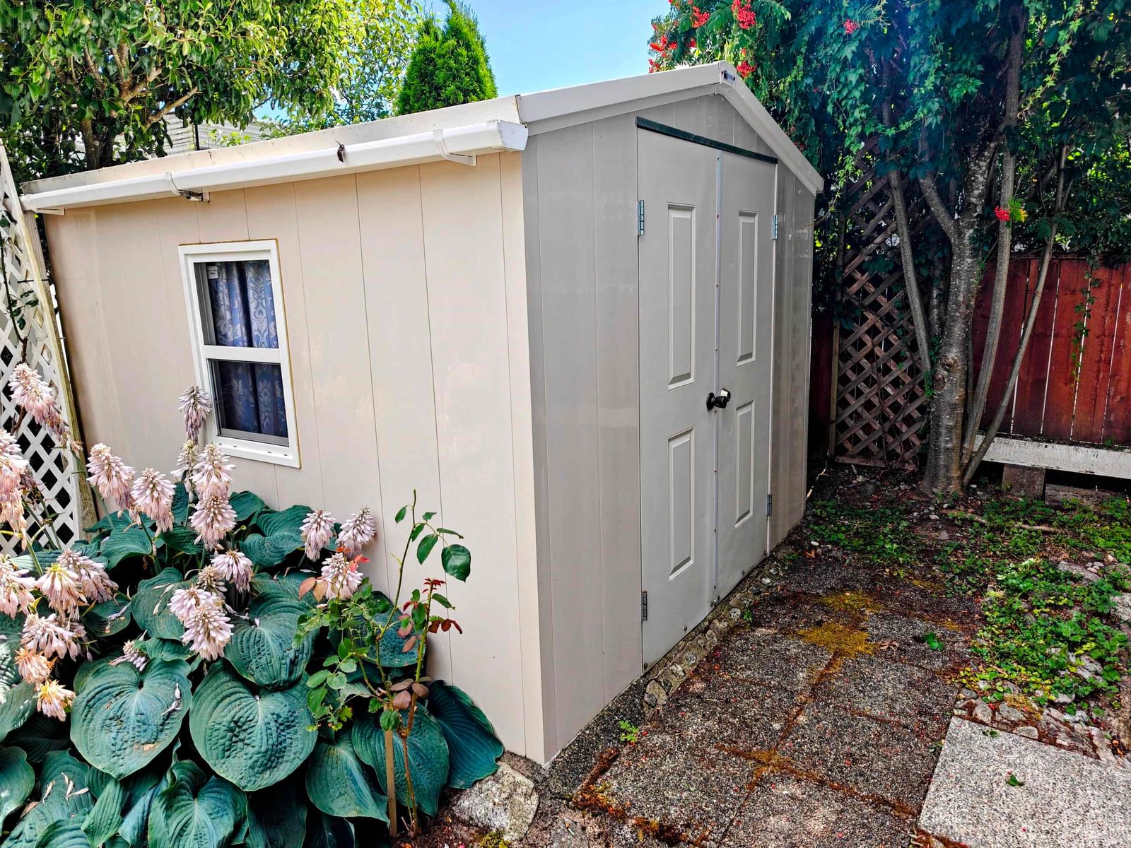 Listing Image 8