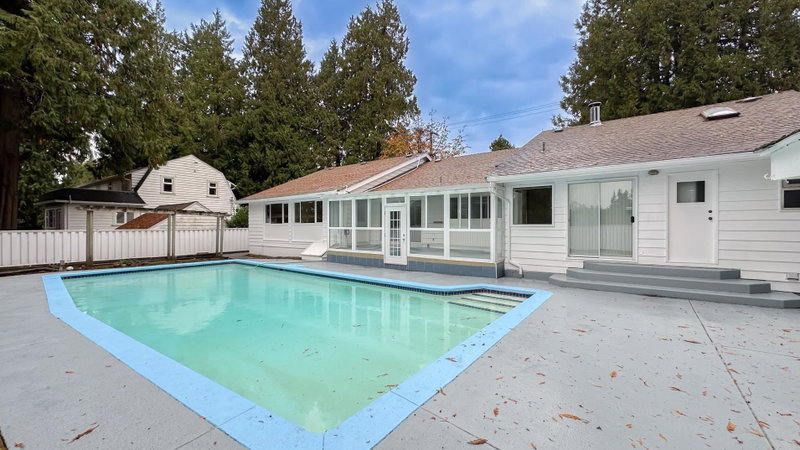 3522 Marine Drive SW