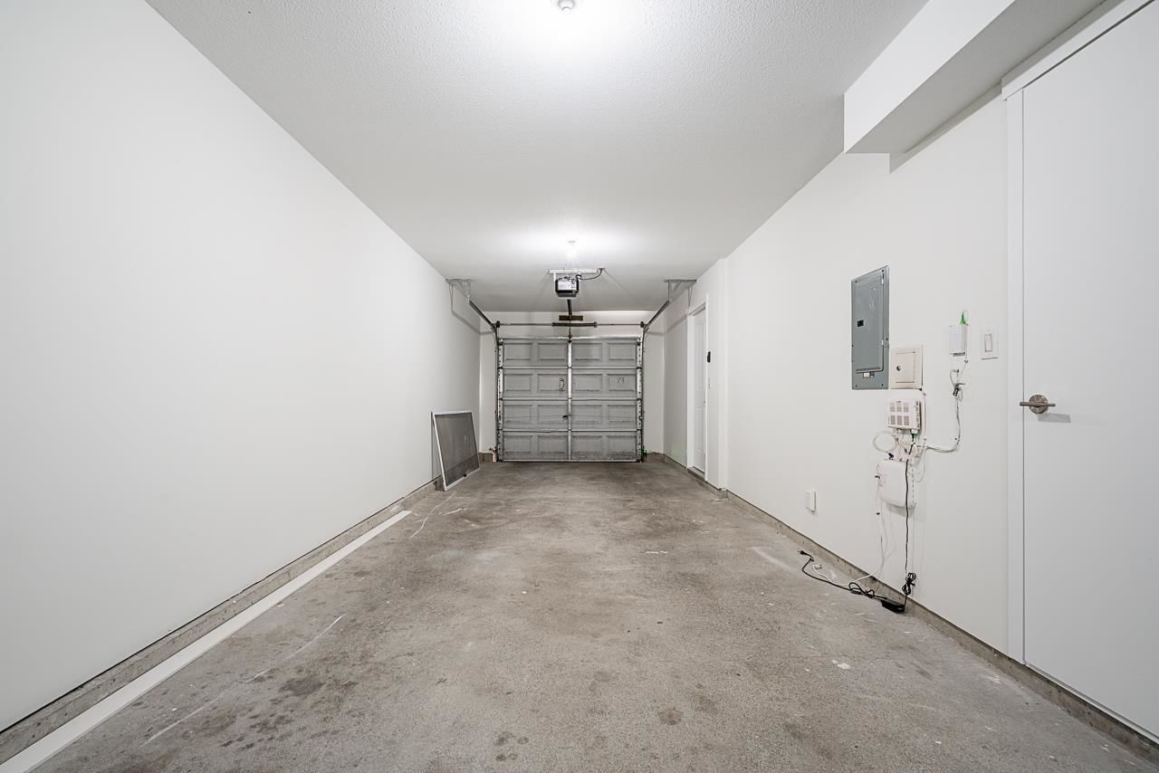 Listing Image 27