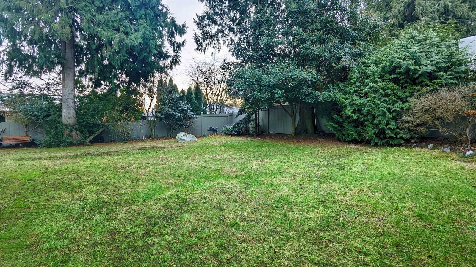 Listing Image 20