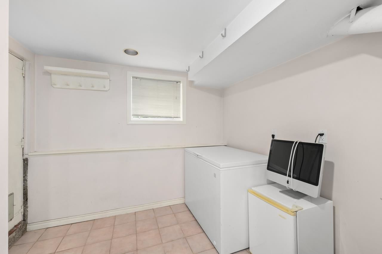 Listing Image 33