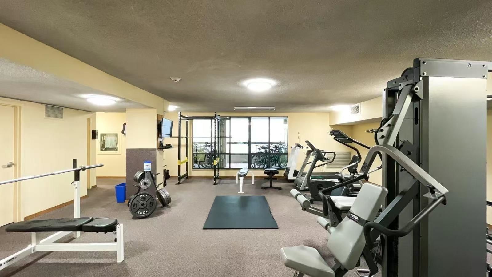 Listing Image 10
