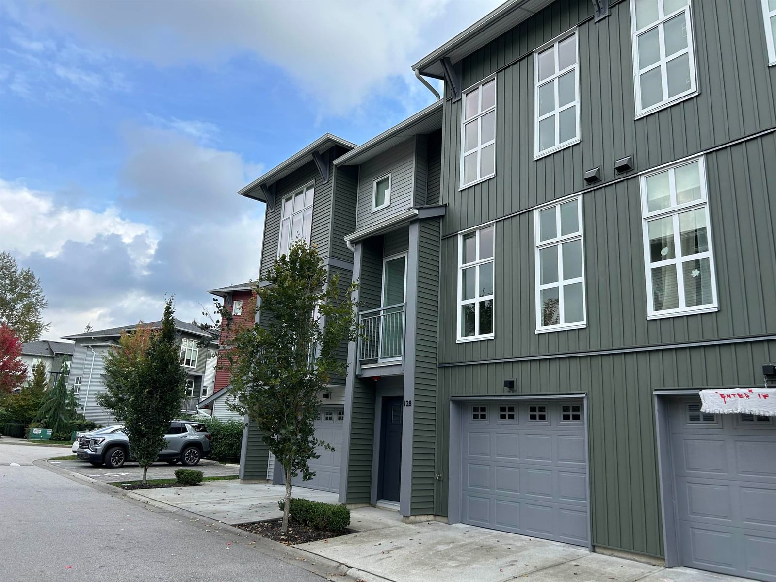 Listing Image 23