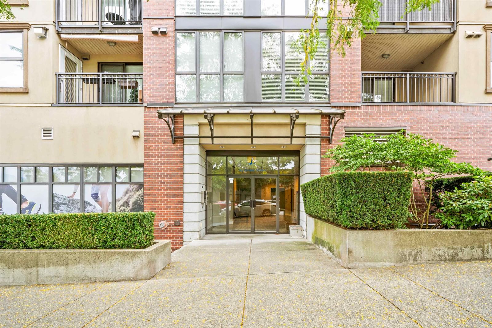 Listing Image 22