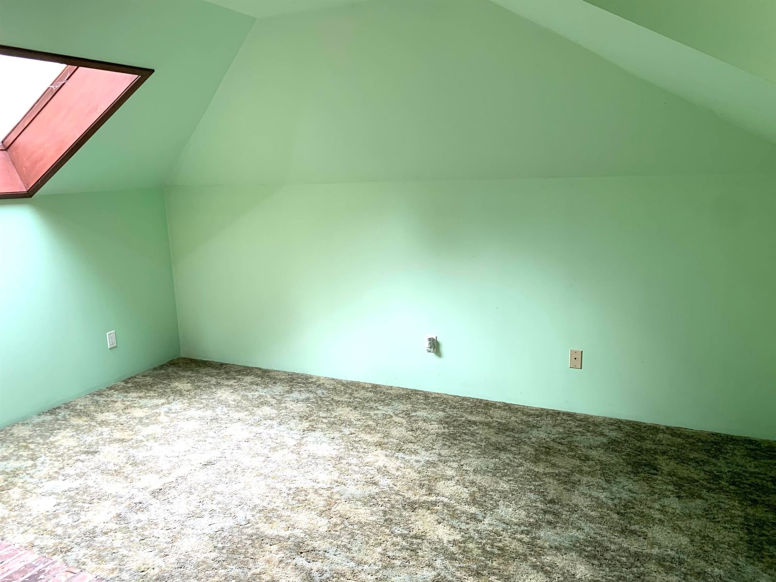 Listing Image 28