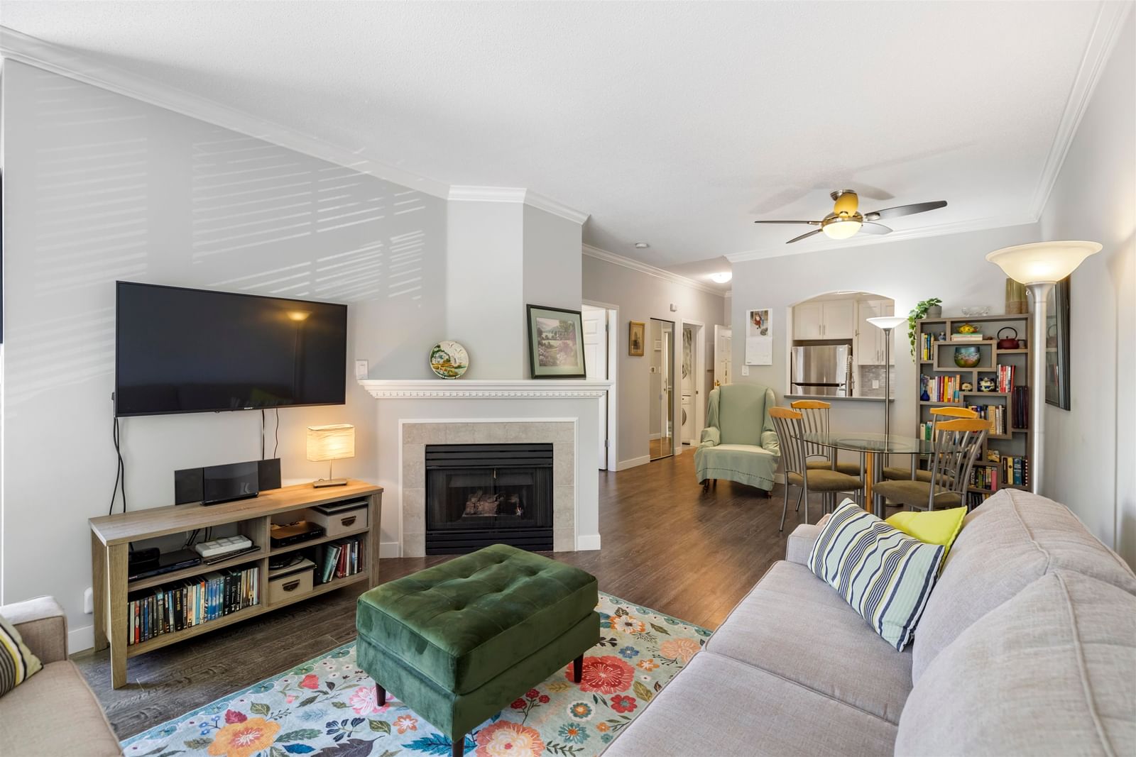 Listing Image 14