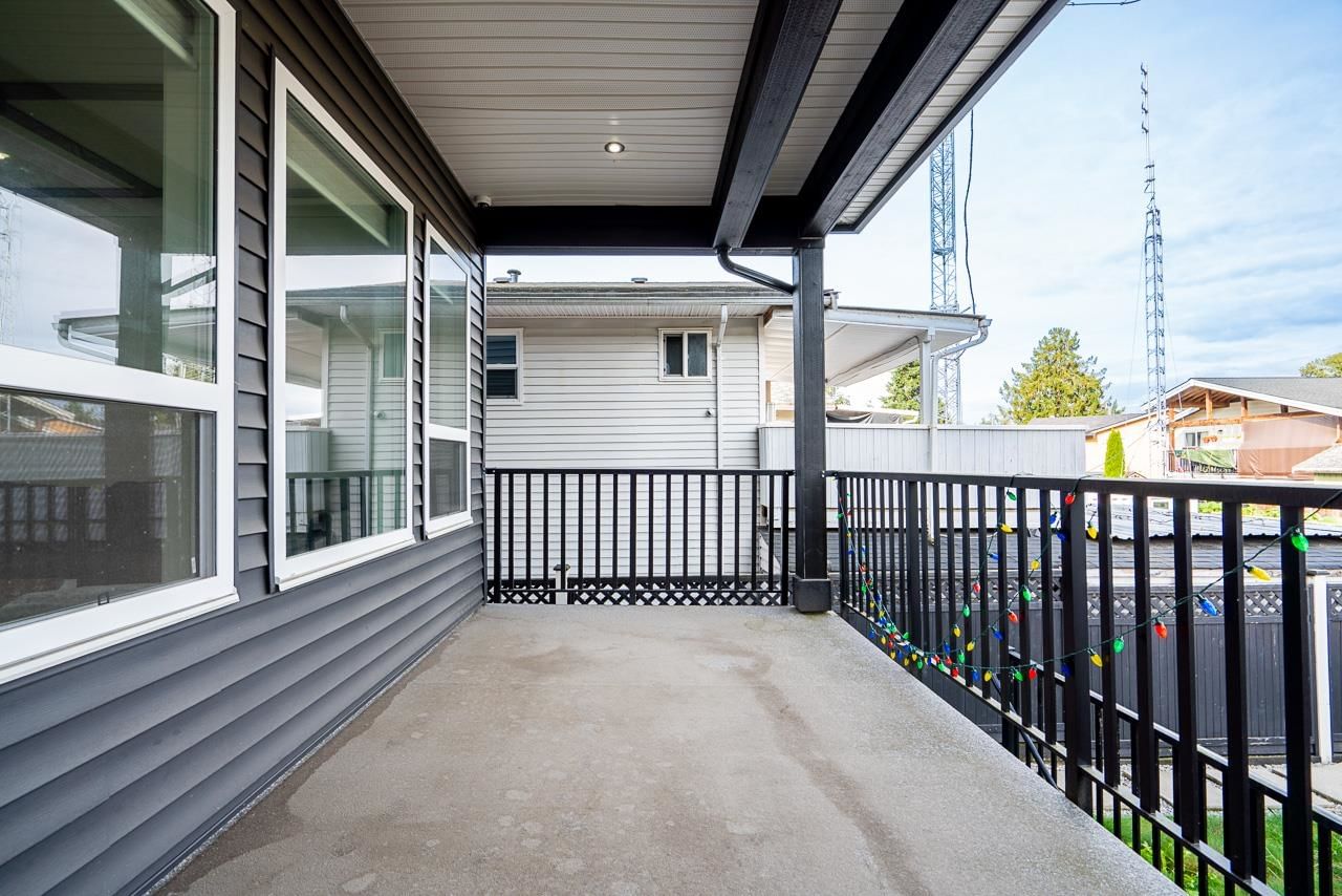 Listing Image 16