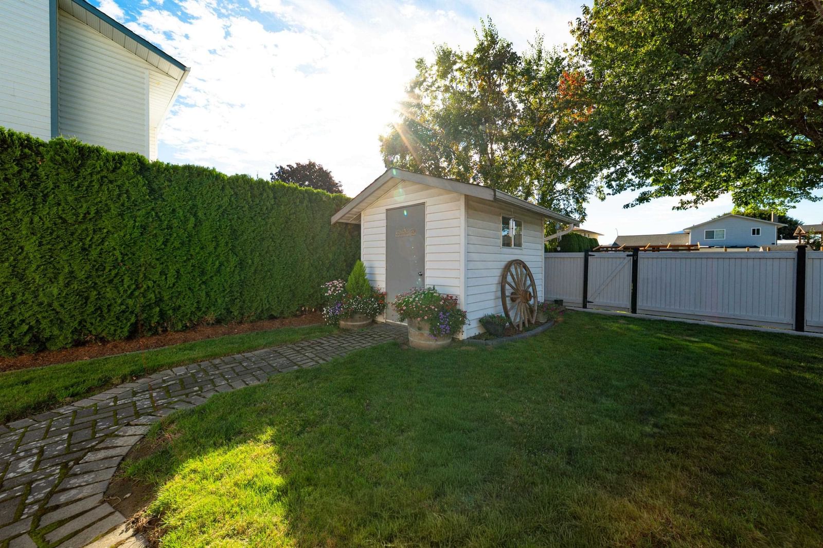 Listing Image 36