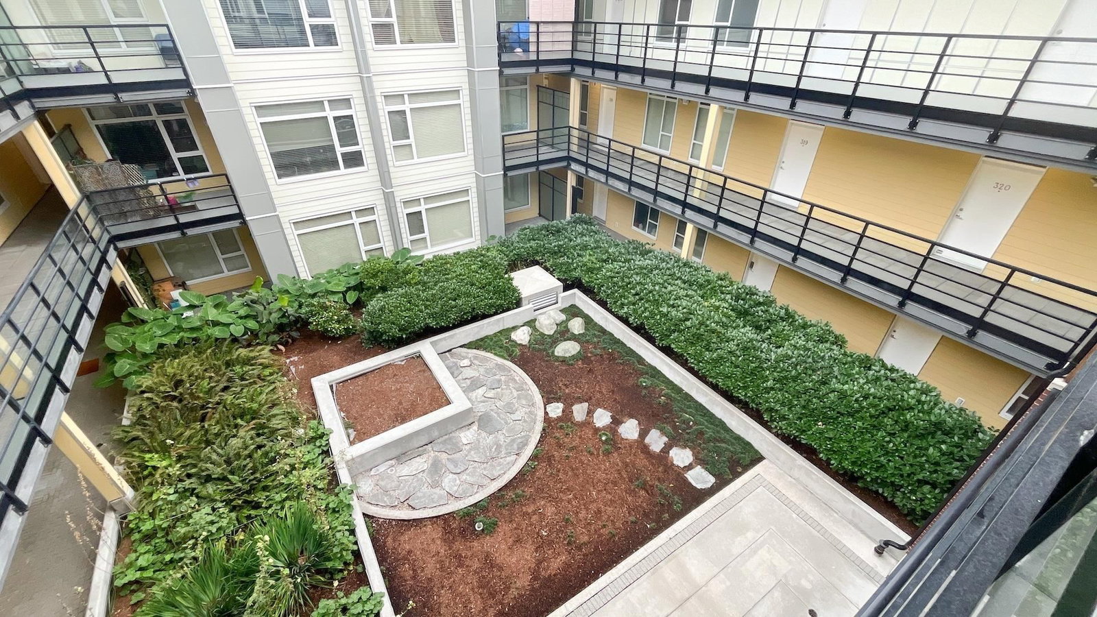 Listing Image 20