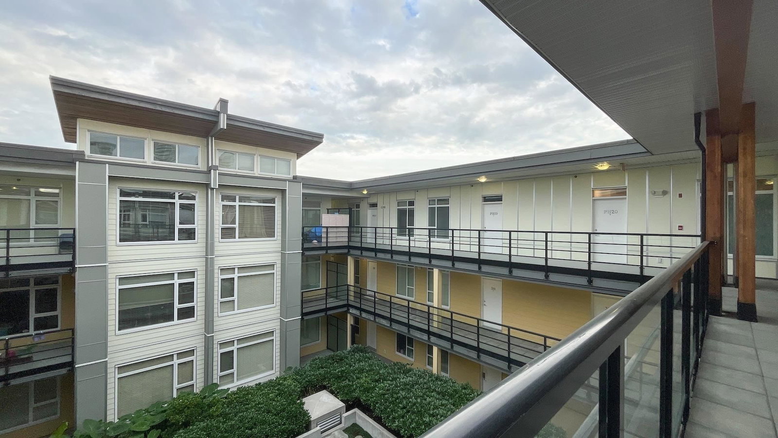 Listing Image 21