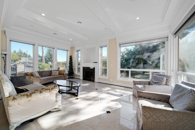 8543 Royal Oak Avenue