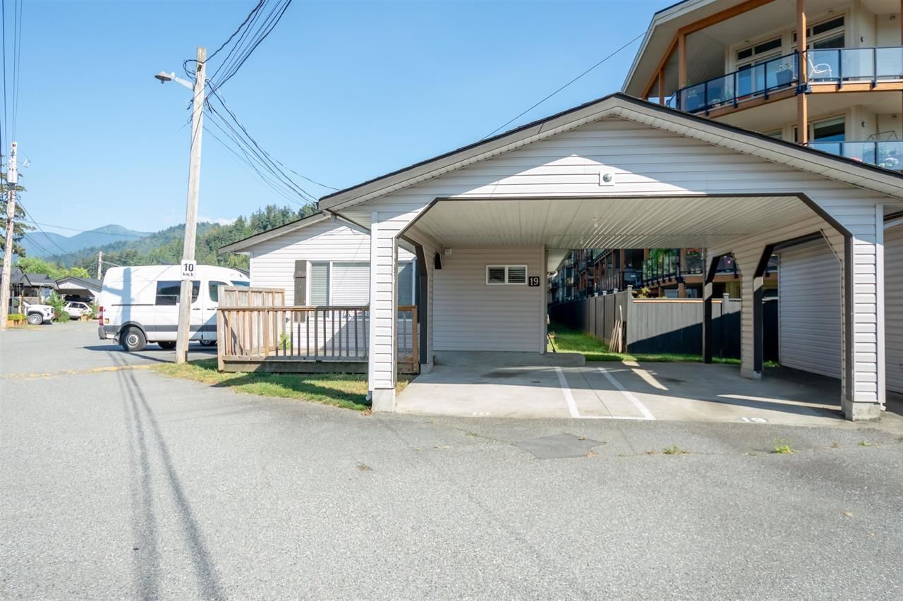 Listing Image 18