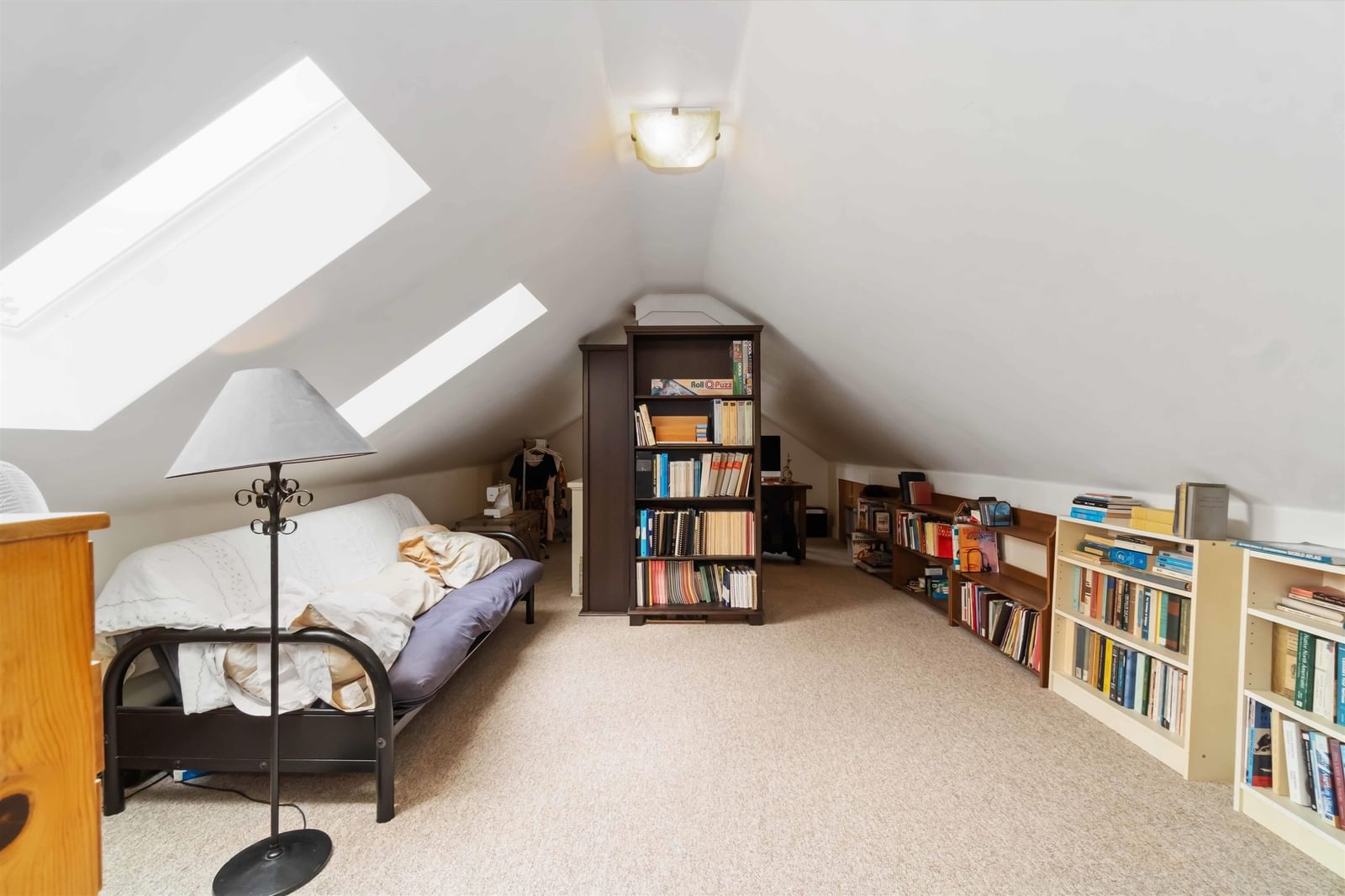 Listing Image 19