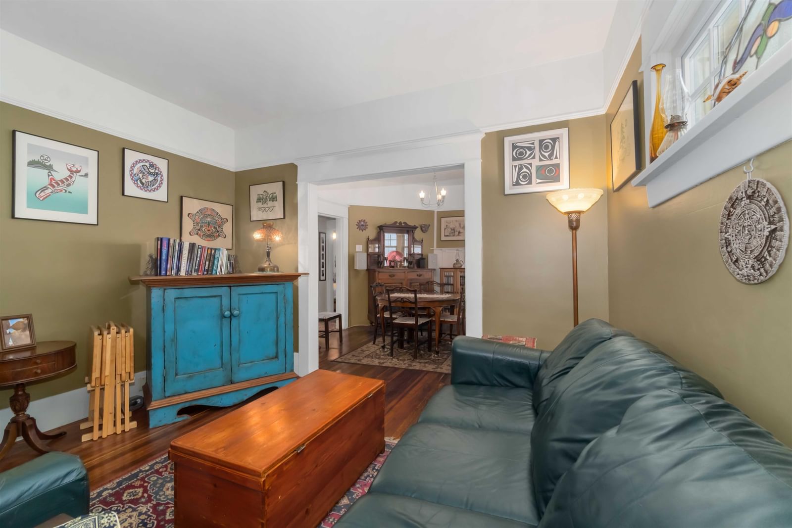 Listing Image 5