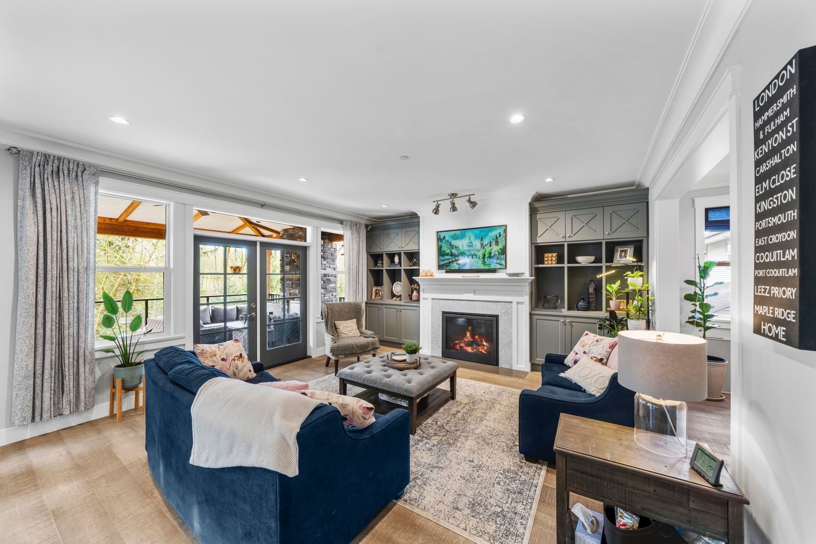 Listing Image 10