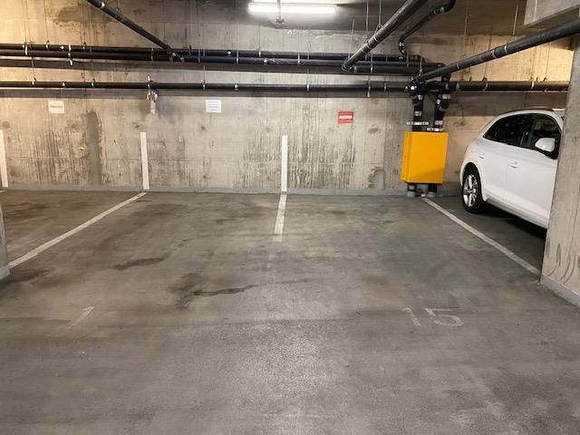 Listing Image 10