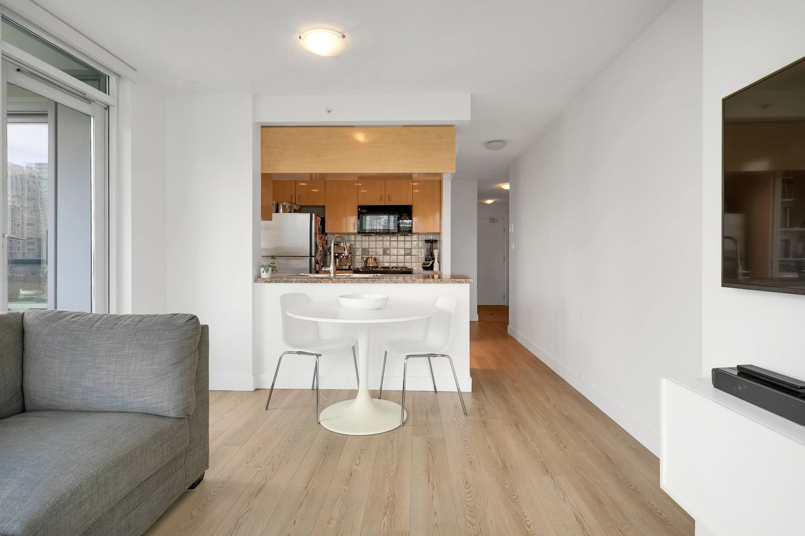 Listing Image 15