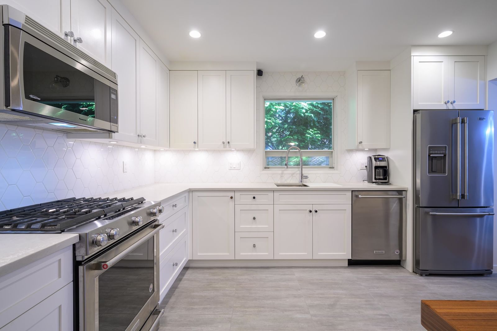 Listing Image 15