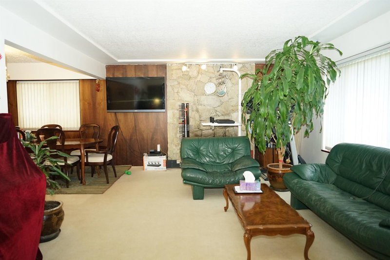 7008 Curtis Street, Burnaby, V5A 1J6 | Image 2