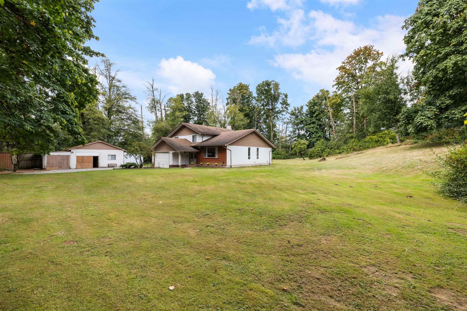 Listing Image 33