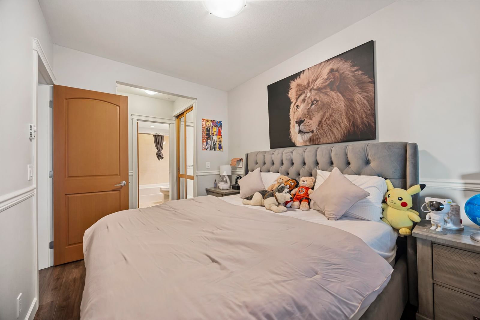 Listing Image 22