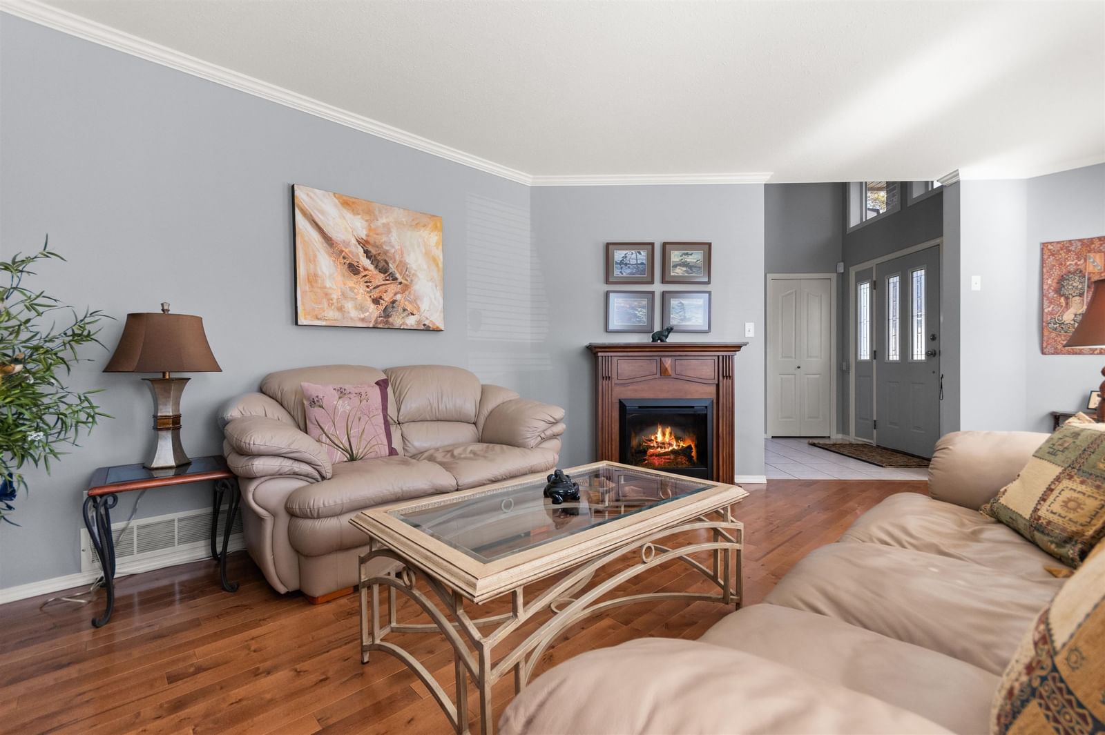 Listing Image 8