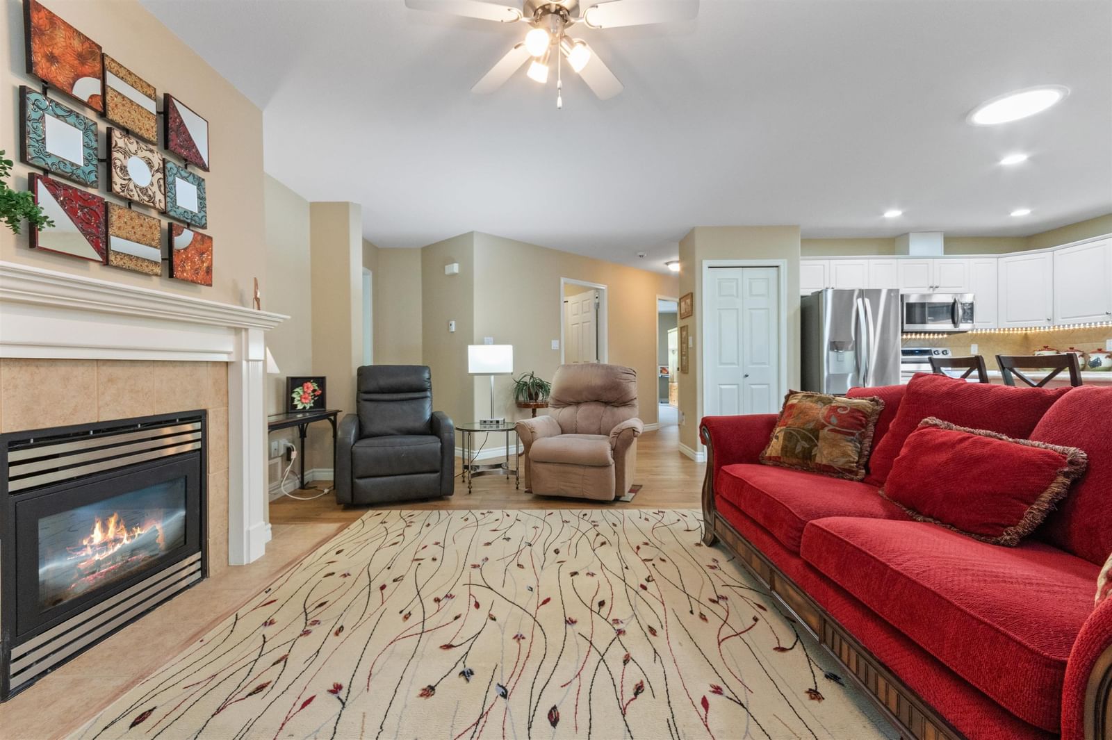 Listing Image 13