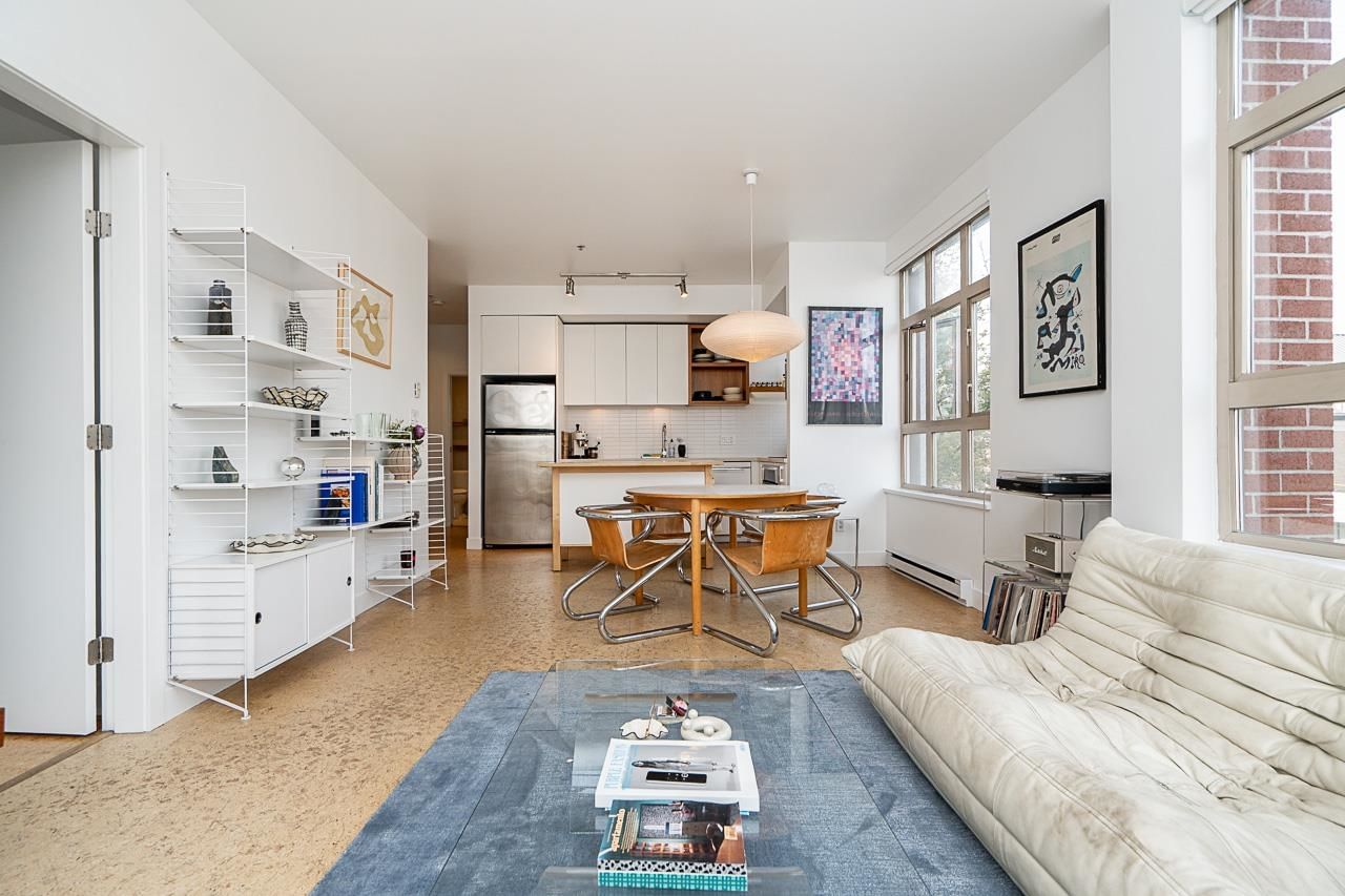 Listing Image 13