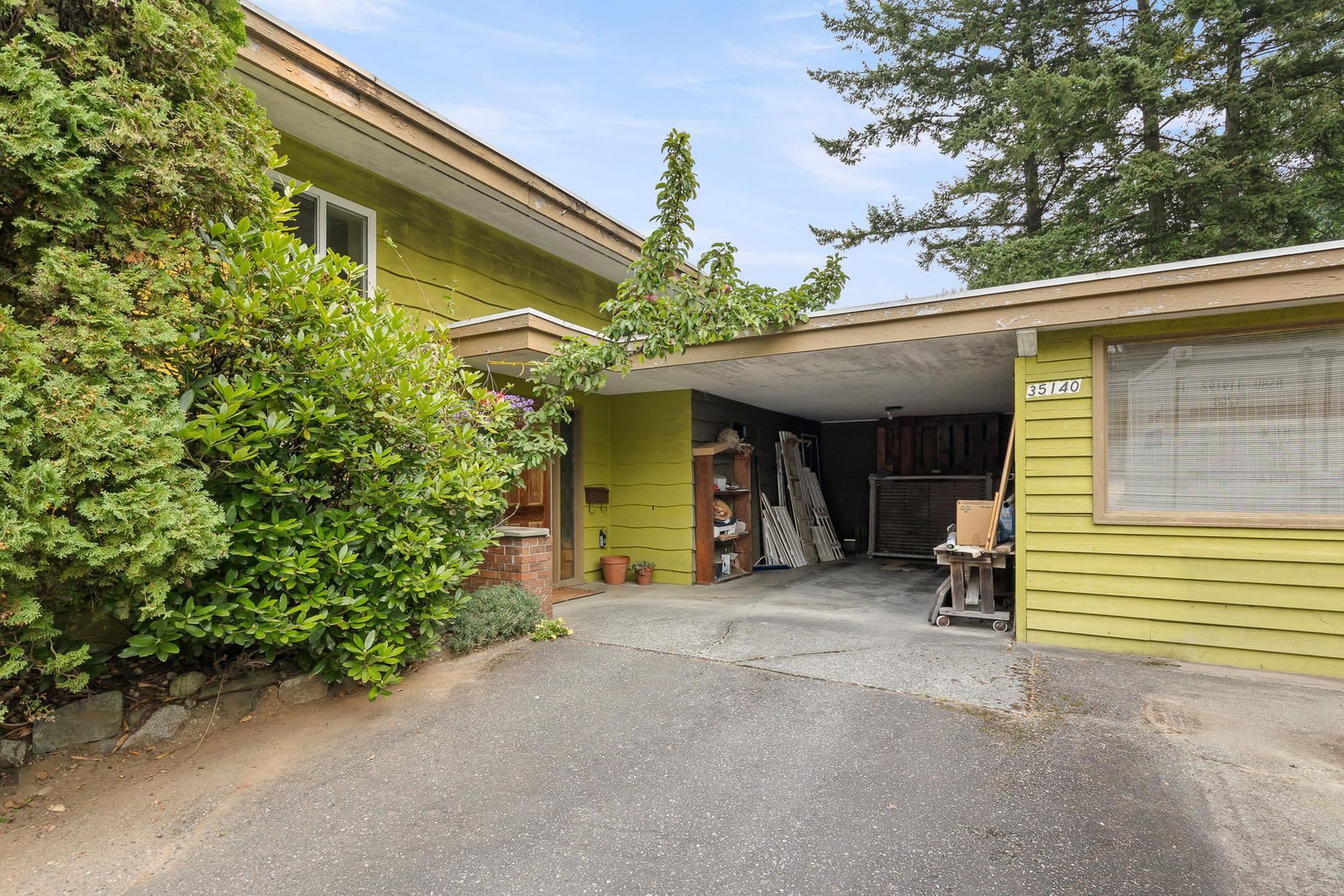 Listing Image 9