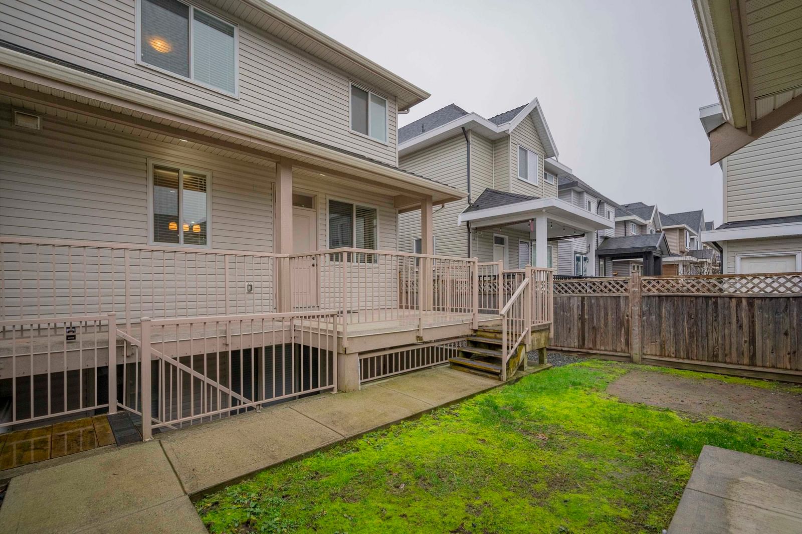 Listing Image 14