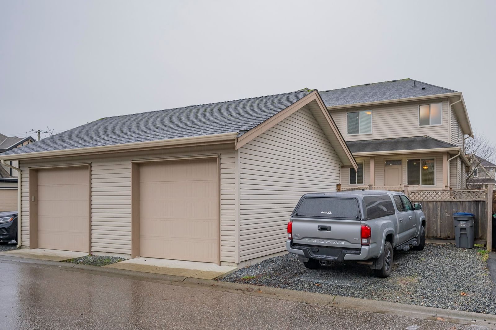 Listing Image 16