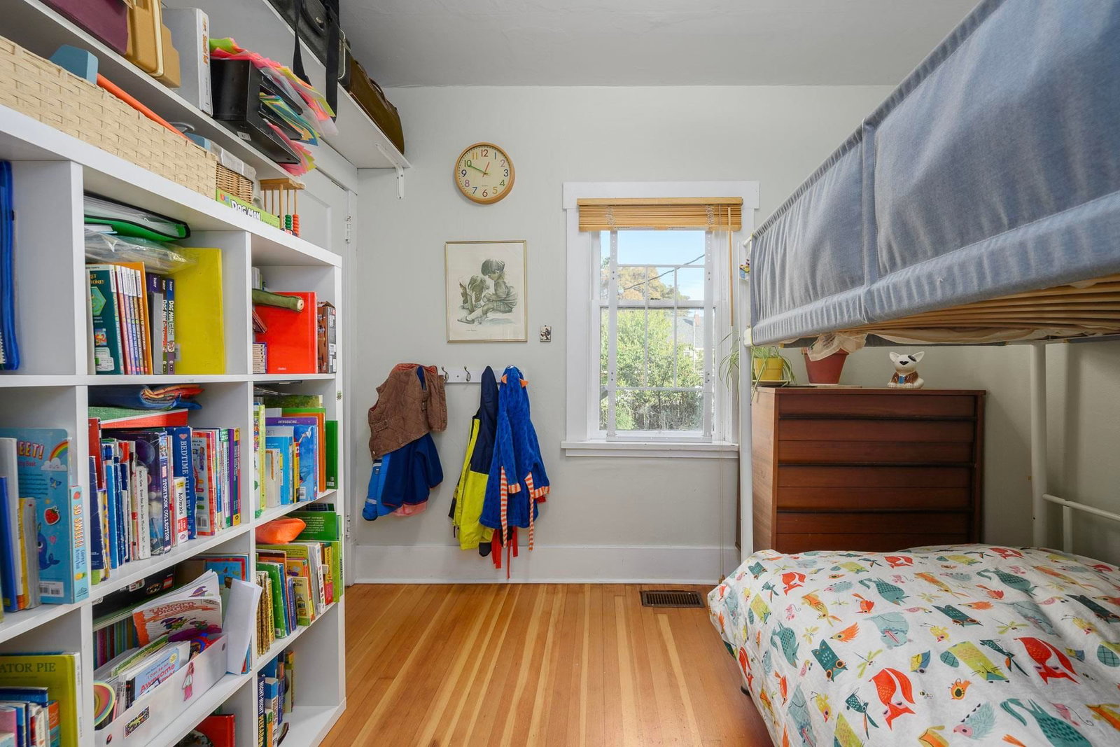 Listing Image 11