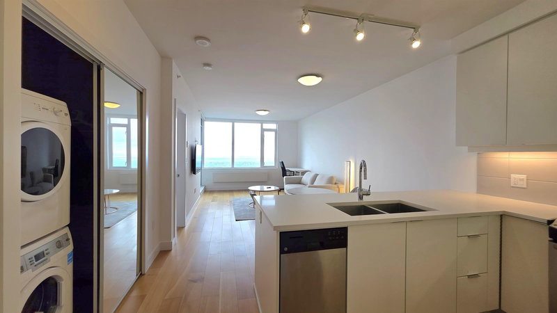 1505 - 9393 Tower Road, Burnaby, V5A 4Y8 | Image 3