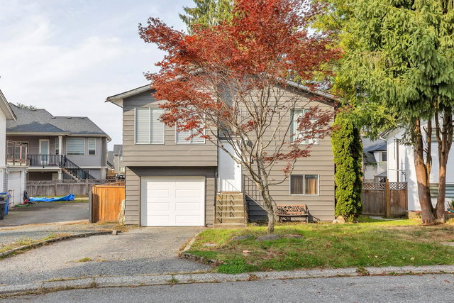 3419 Juniper Crescent