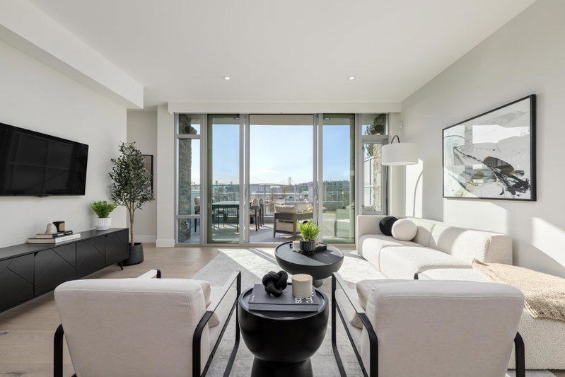 790 Arthur Erickson Place