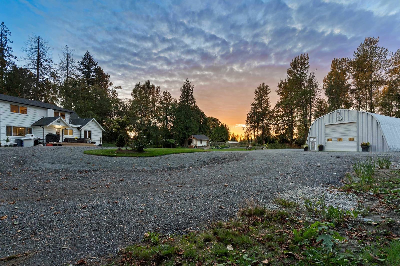 Listing Image 33