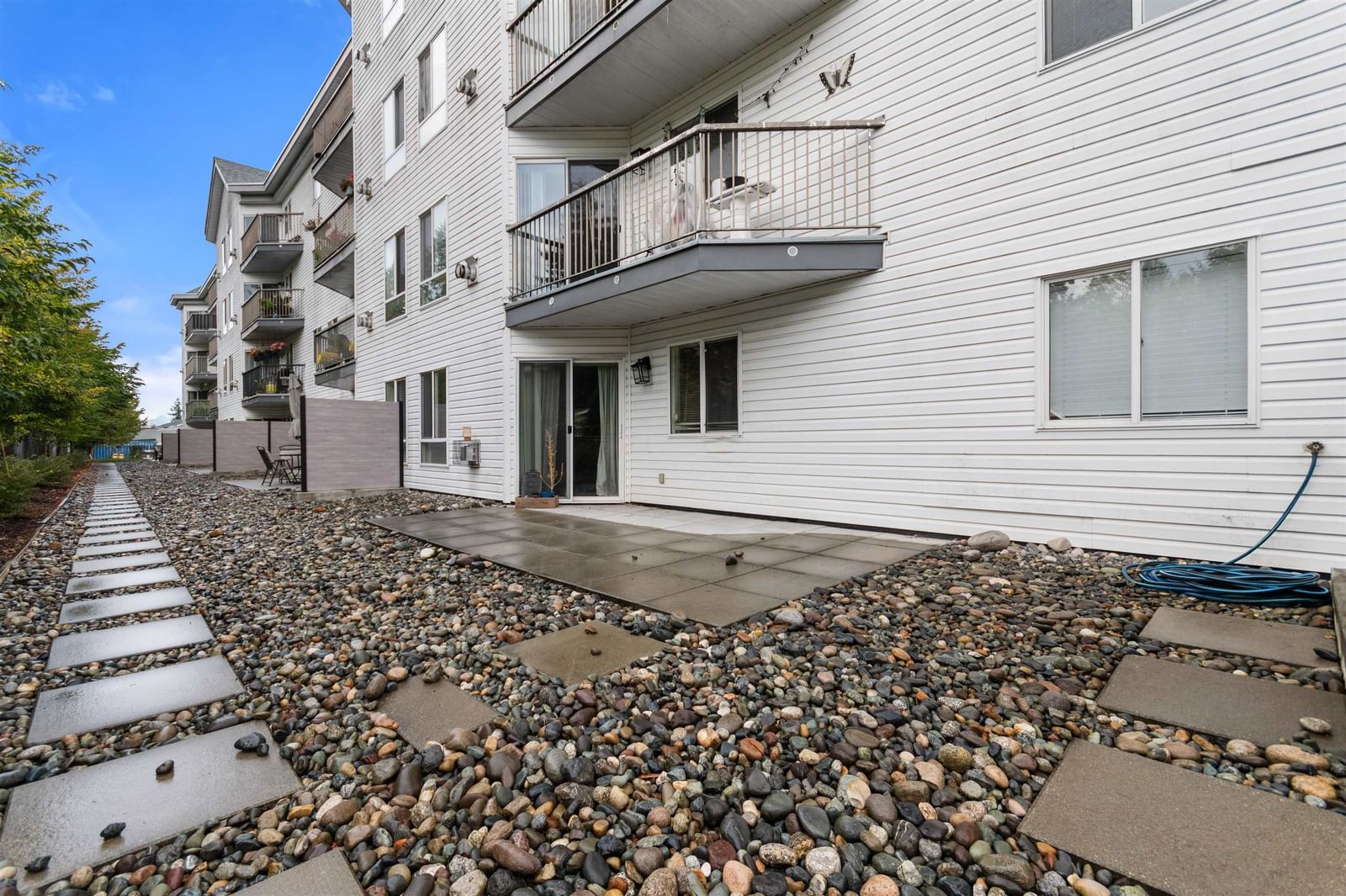 Listing Image 27
