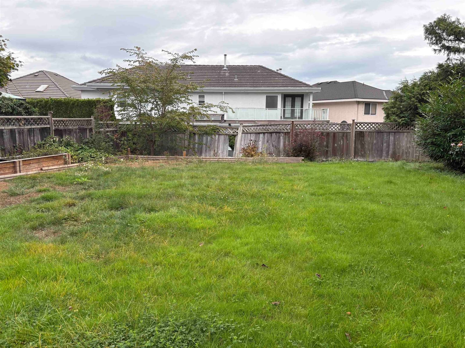 Listing Image 24
