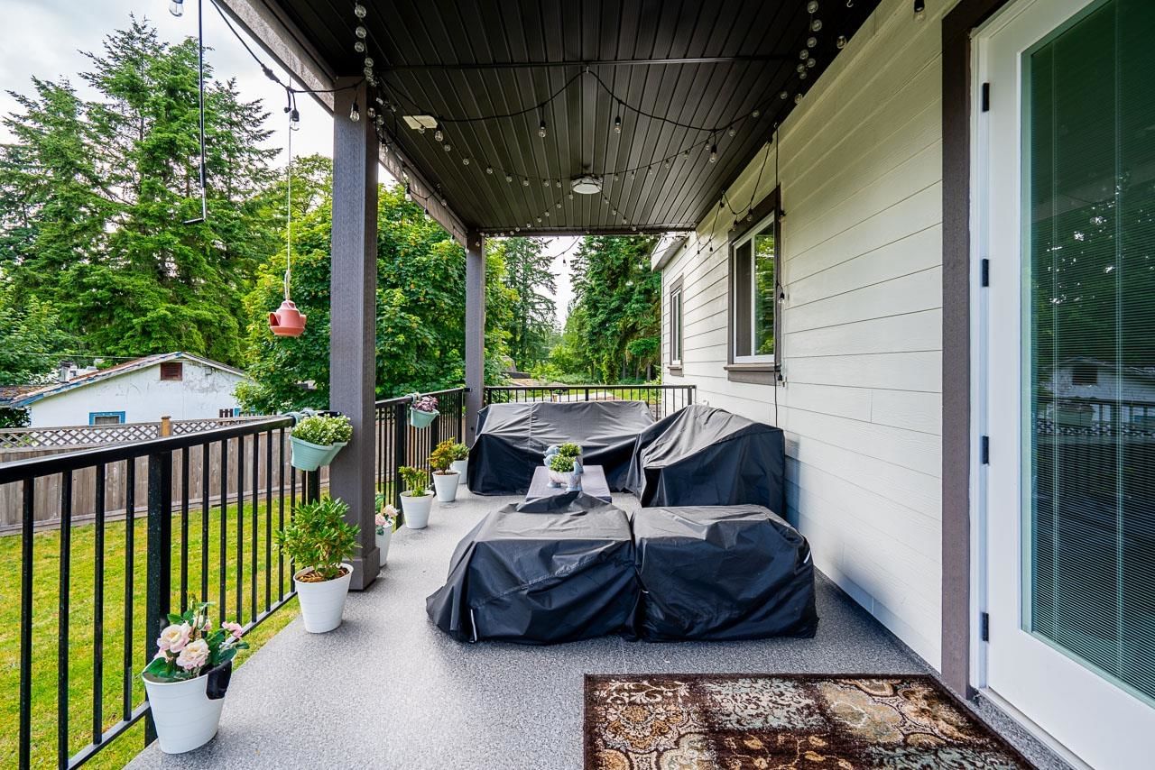 Listing Image 8