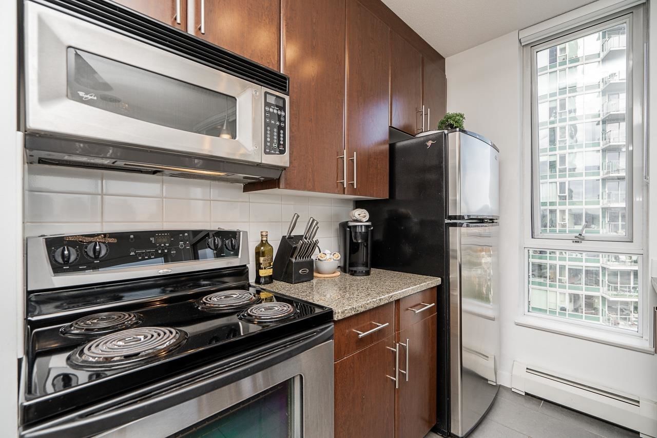 Listing Image 12