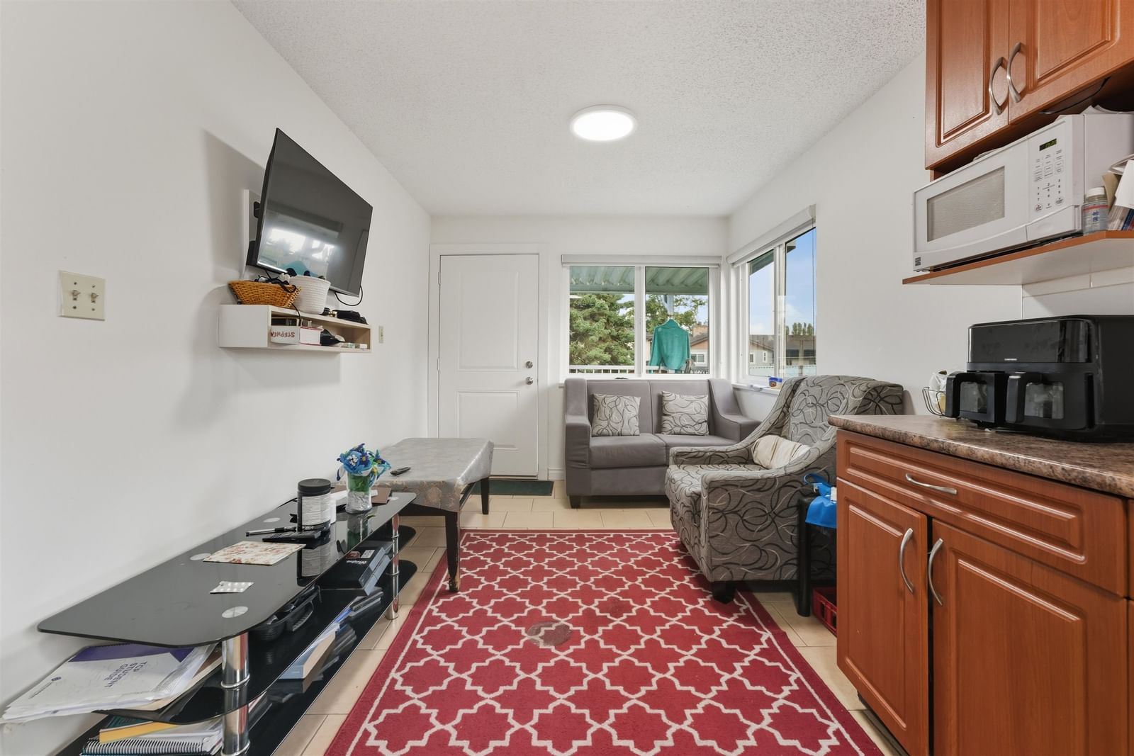Listing Image 6
