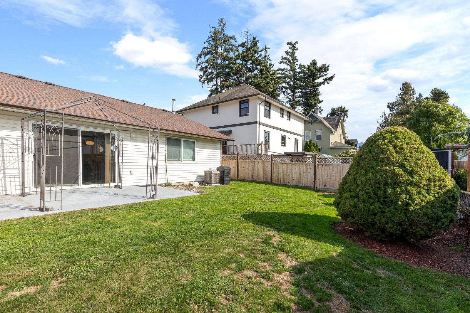 Listing Image 24