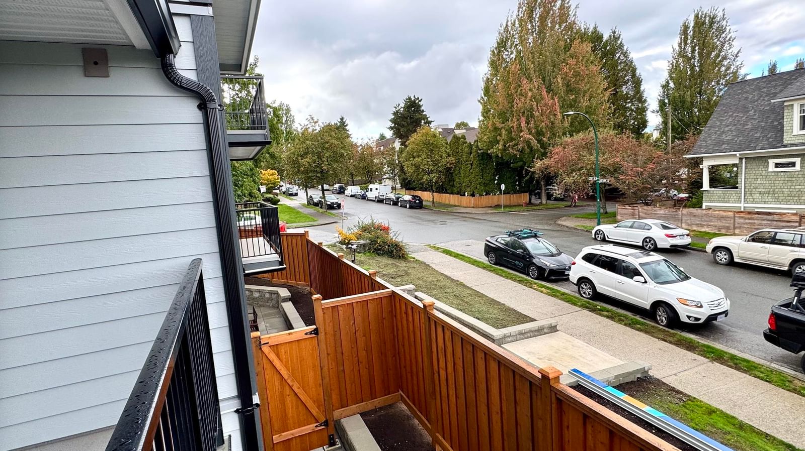 Listing Image 18