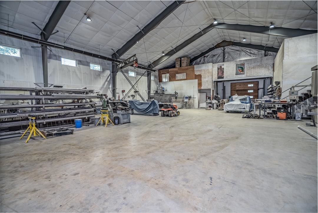 Listing Image 33