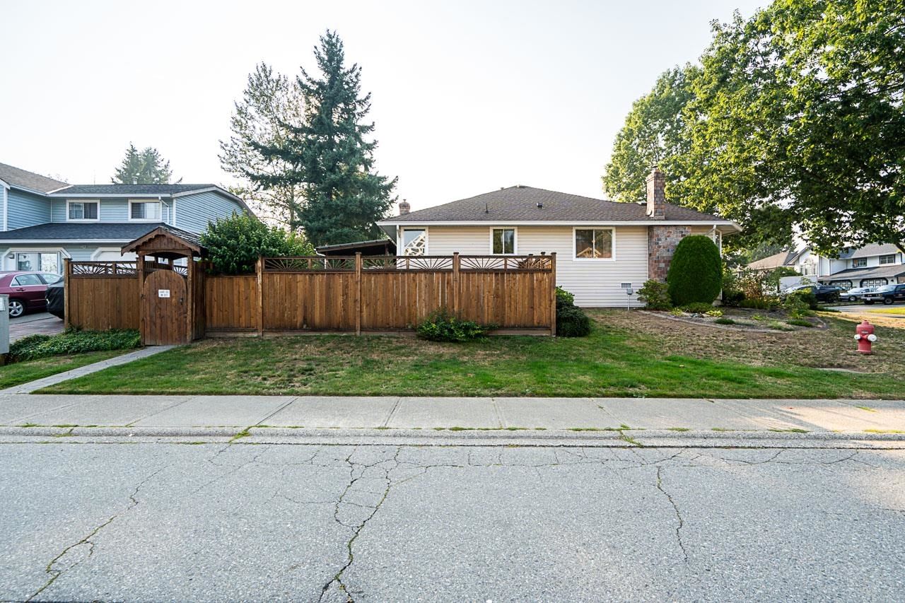 Listing Image 35