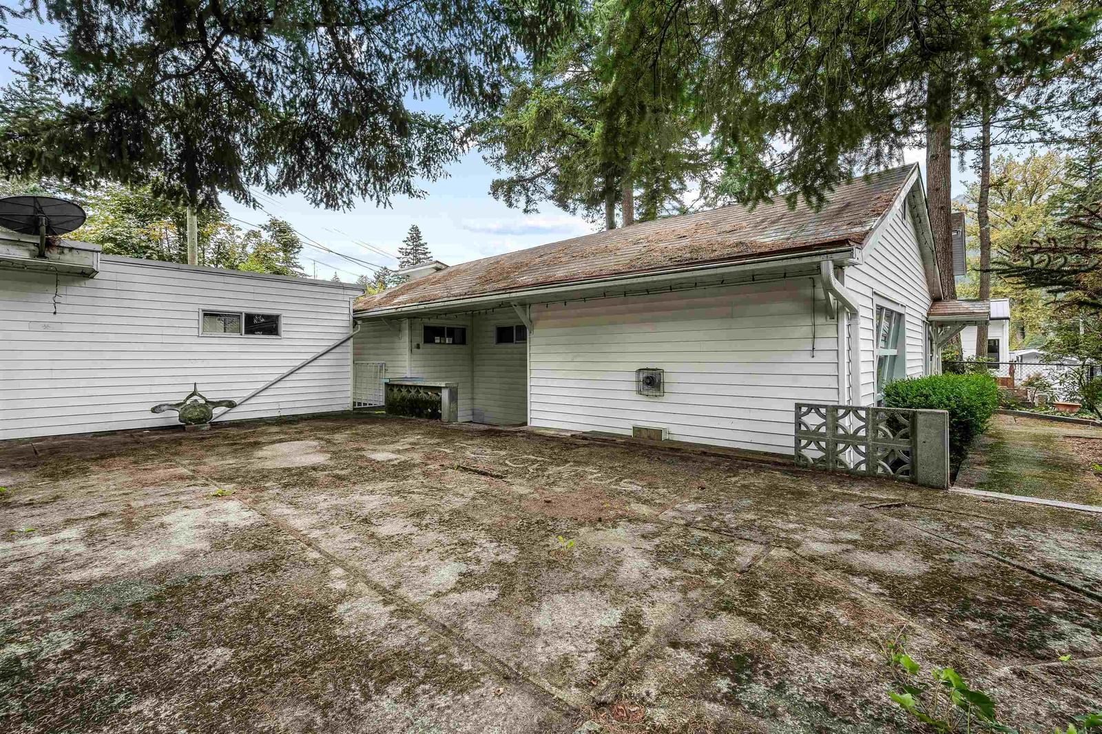 Listing Image 25