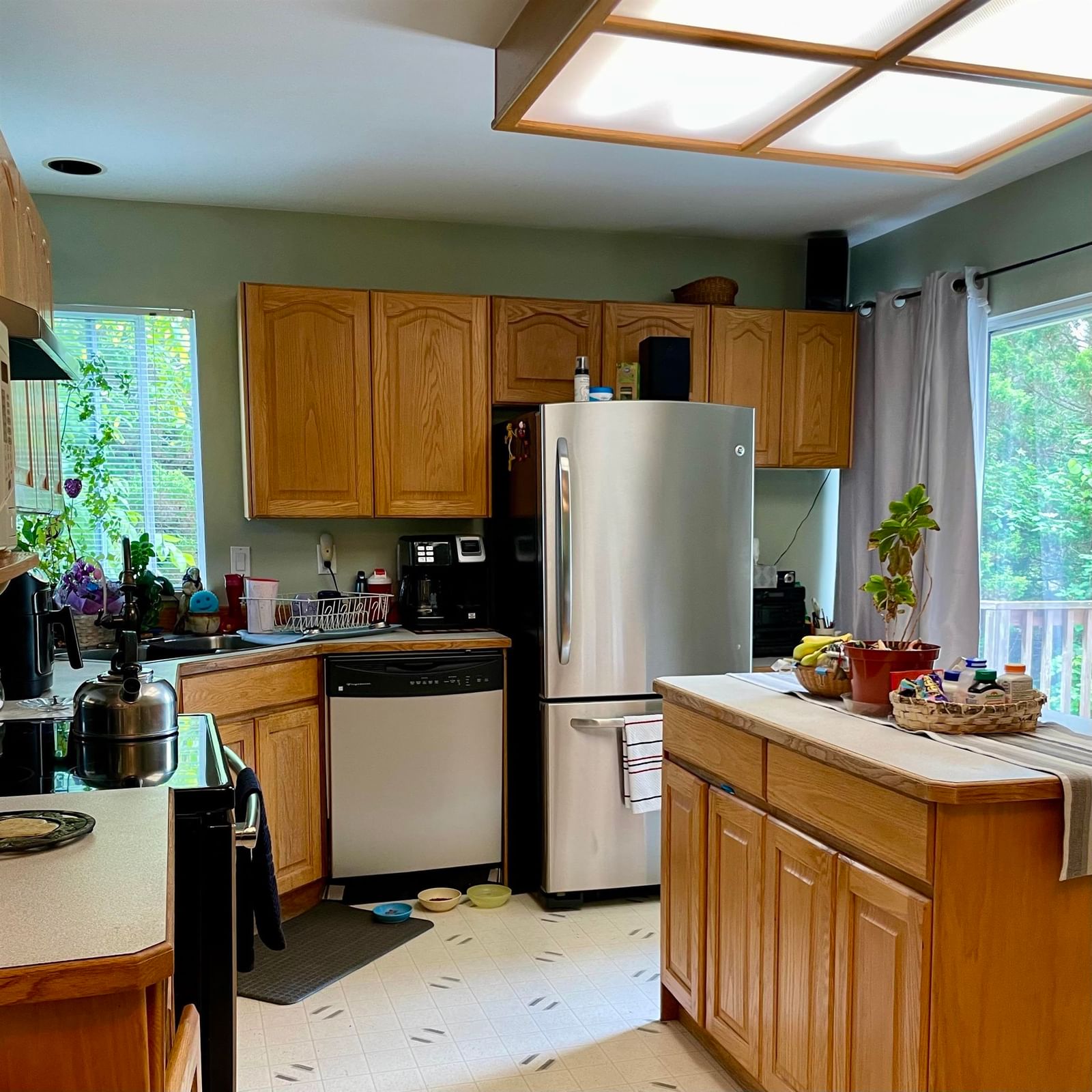 Listing Image 10