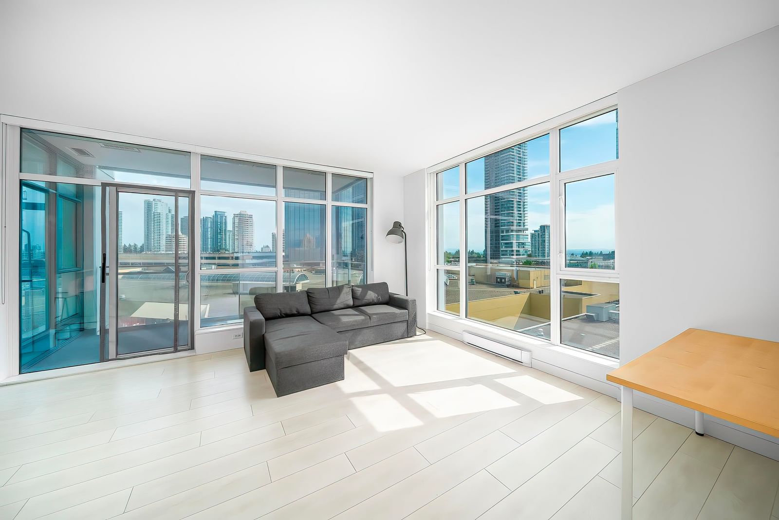 Listing Image 9