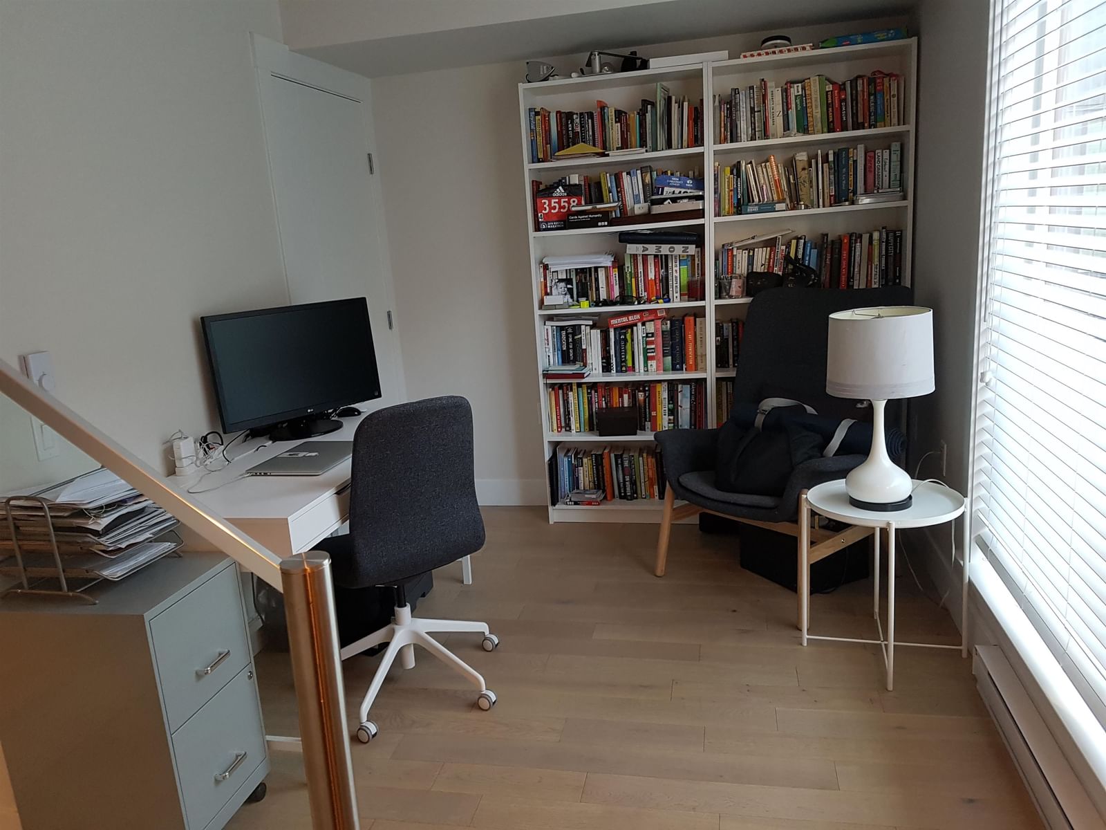 Listing Image 4