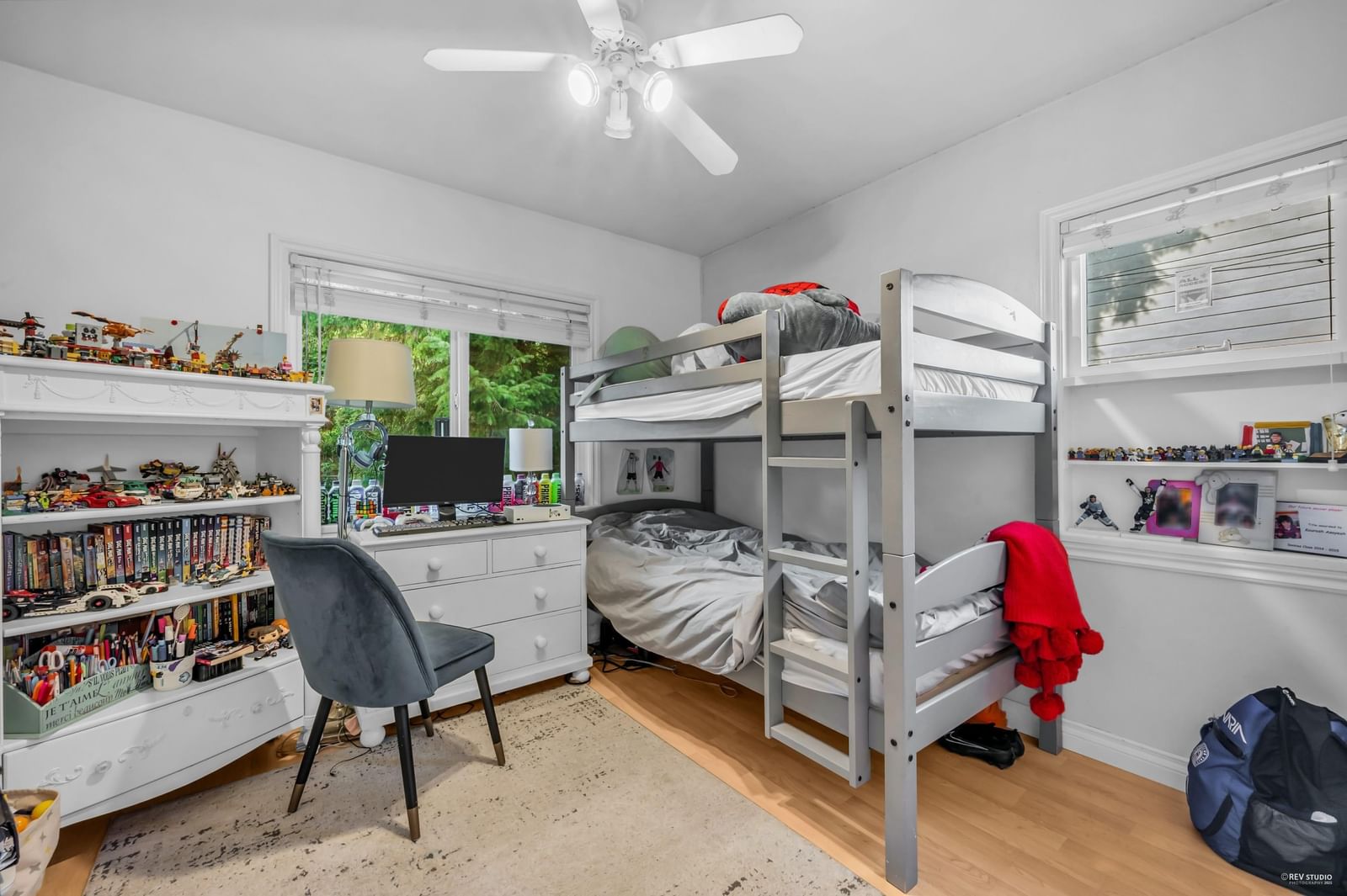 Listing Image 9
